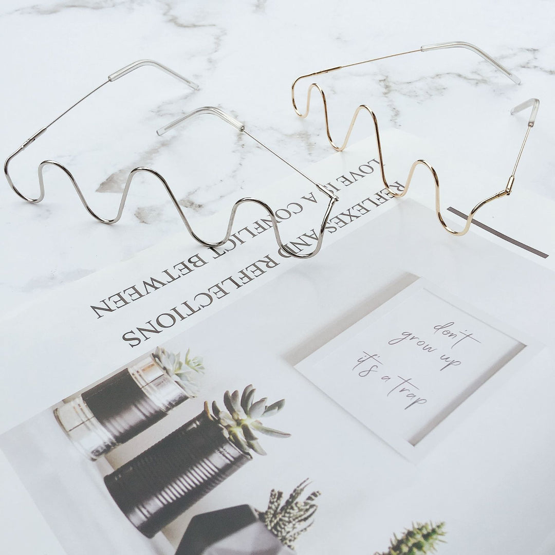 Star-Designed Eyewear Chain Kalsten