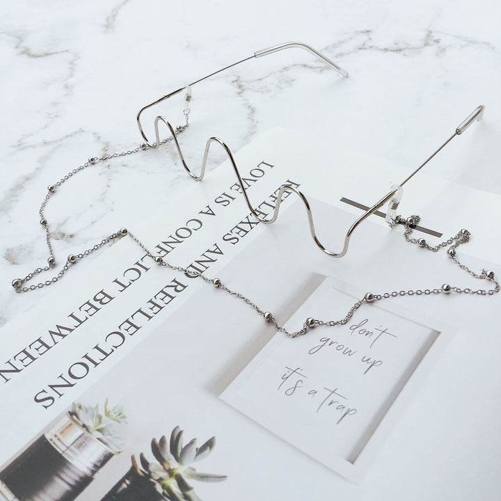 Star-Designed Eyewear Chain Kalsten
