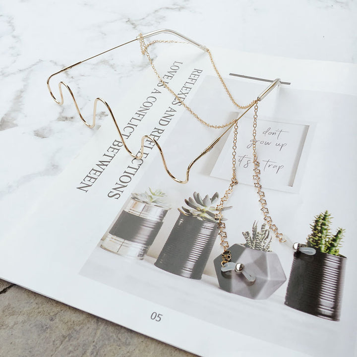 Star-Designed Eyewear Chain Kalsten