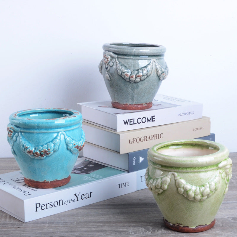 Decorative plant pot with artistic relief Kalsten