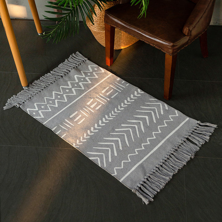 Flat-woven cotton runner with Boho-Ethno motif and decorative fringes Kalsten