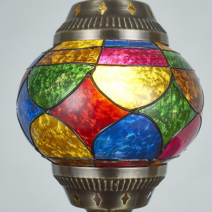 Traditional Tiffany romantic oval iron enameled 1-light table lamp for the bedroom | Noxord