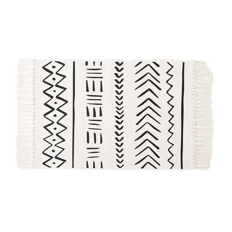 Flat-woven cotton runner with Boho-Ethno motif and decorative fringes Kalsten