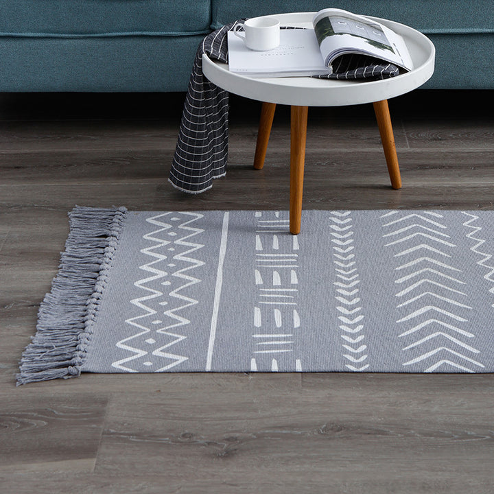 Flat-woven cotton runner with Boho-Ethno motif and decorative fringes Kalsten