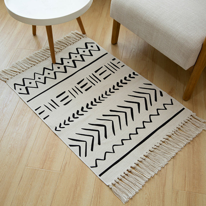 Flat-woven cotton runner with Boho-Ethno motif and decorative fringes Kalsten