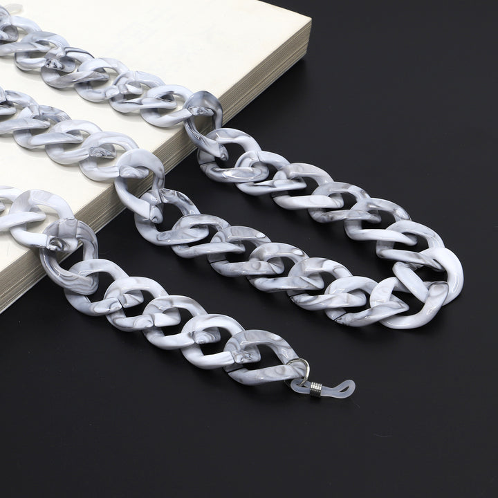 Fashionable Chunky Chain Eyewear Holder Kalsten
