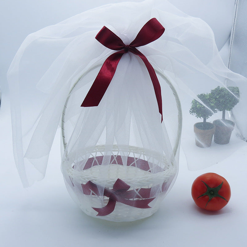 Elegant Gift Basket Kalsten