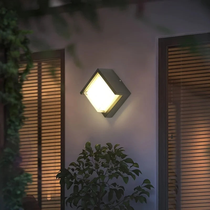 Durable LED wall light for outdoor use - Weatherproof and energy-saving outdoor lighting, ideal for garden and terrace | Noxord