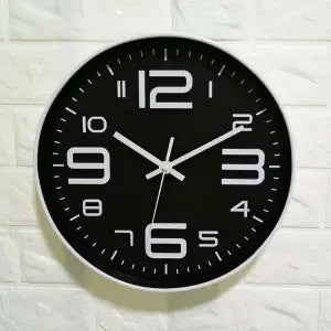 Wall clock with large dial and modern design Kalsten