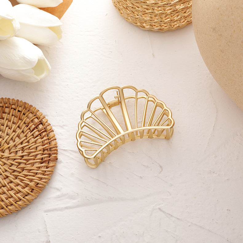 Decorative Shell Hair Clip Kalsten