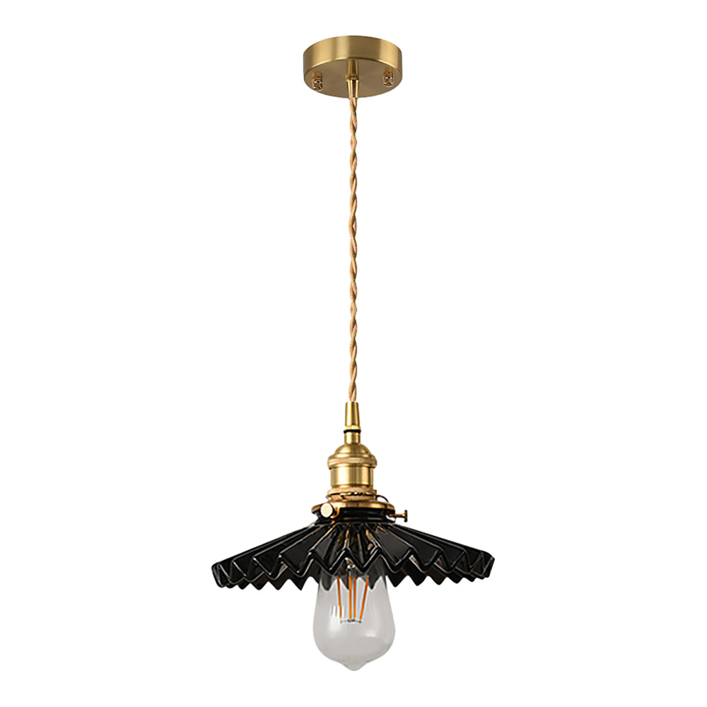 Vintage ceramic pendant lamp with pleated design – brass LED pendant light for dining room and living room | Noxord