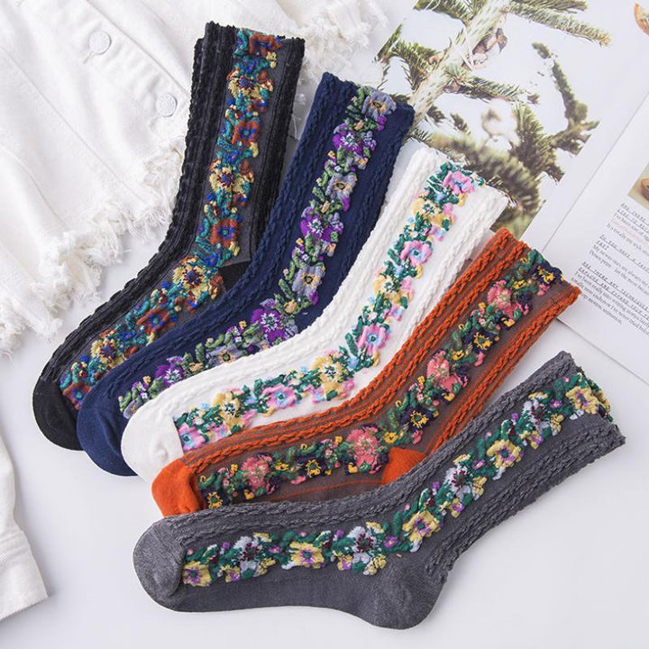 Kalsten | Vintage socks with floral embroidery (5 pairs)
