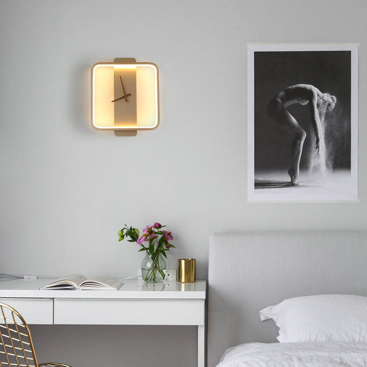 Luxe Clock-shaped LED Wall Lamp for Modern Interior Noxord