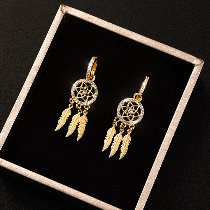 Kalsten | Evani️ | Elegant refinement with 14-carat gold earrings
