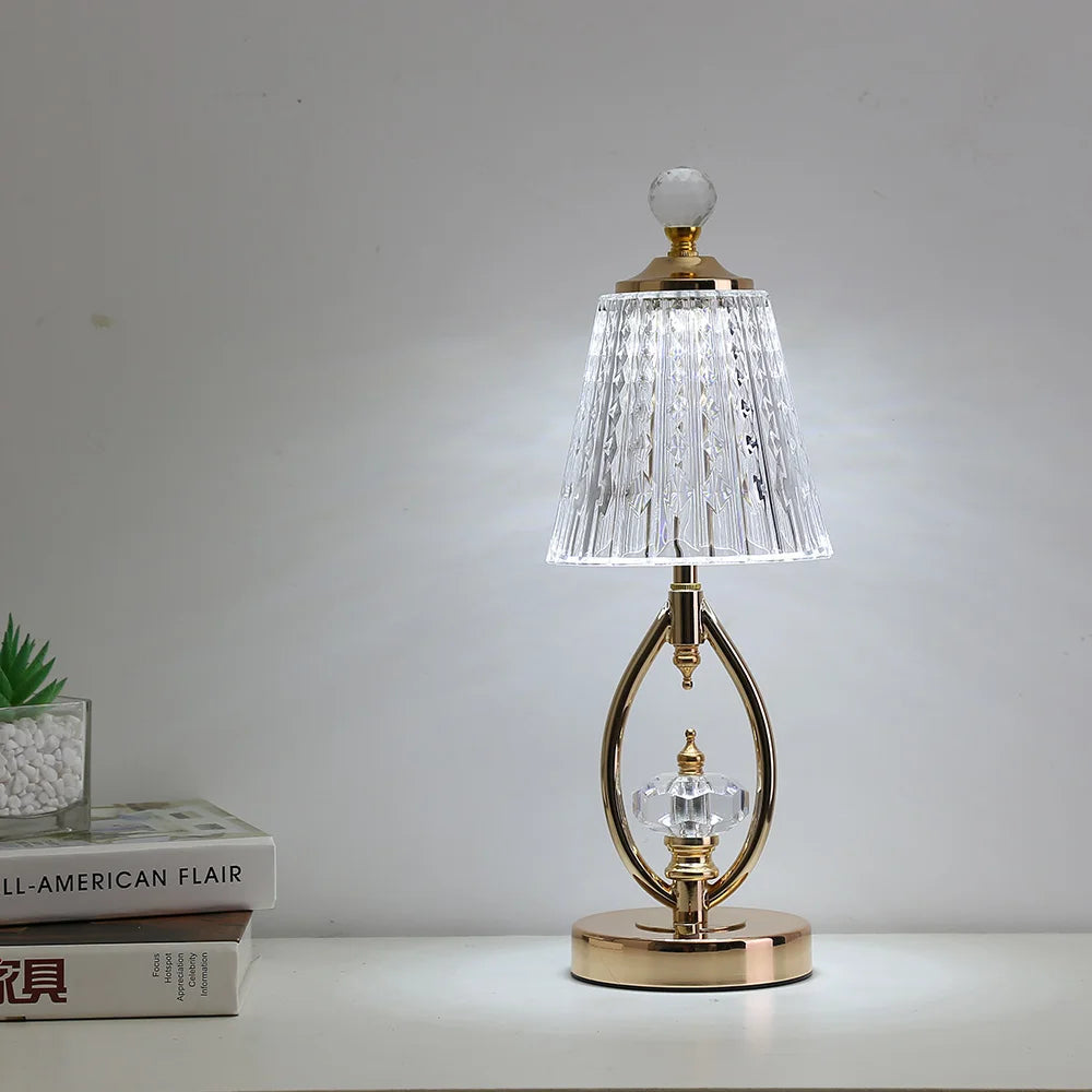 Vintage Crystal Table Lamp - Elegant Vintage Crystal Table Lamp for a Charming Atmosphere Noxord