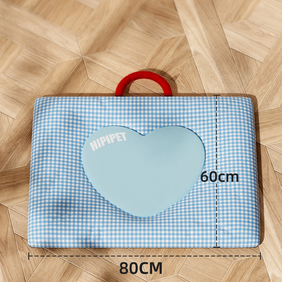 Breathable pet mat with pattern