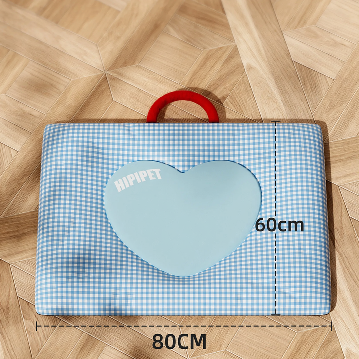 Breathable pet mat with pattern
