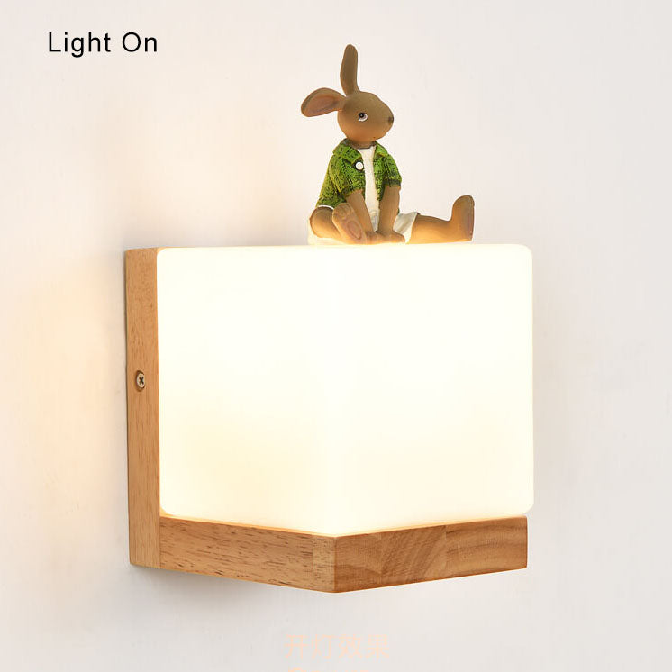 EcoChic Cube Wall Lamp – Sustainable & Modern Design Noxord