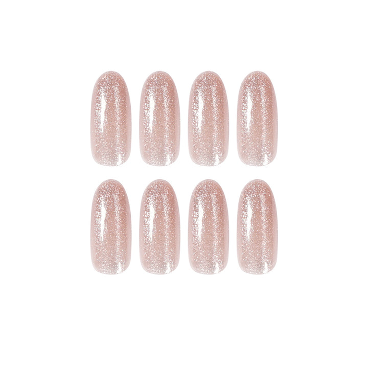 Glittering nail art with elegant accents Kalsten