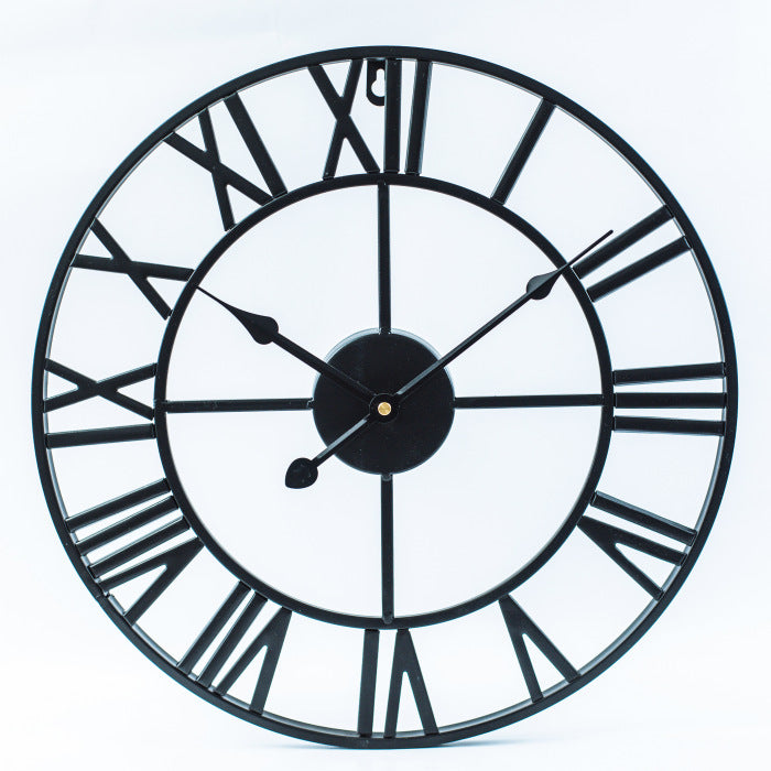Large Retro Wall Clock made of Iron - Timeless Elegance Noxord