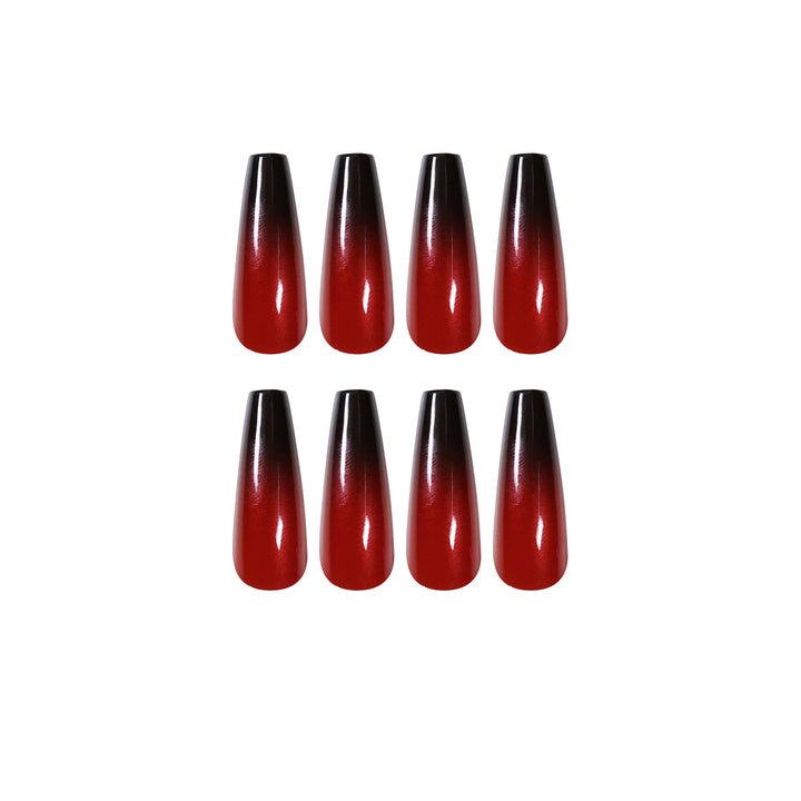 Artificial nail art in elegant stiletto design with glossy gradient colors Kalsten