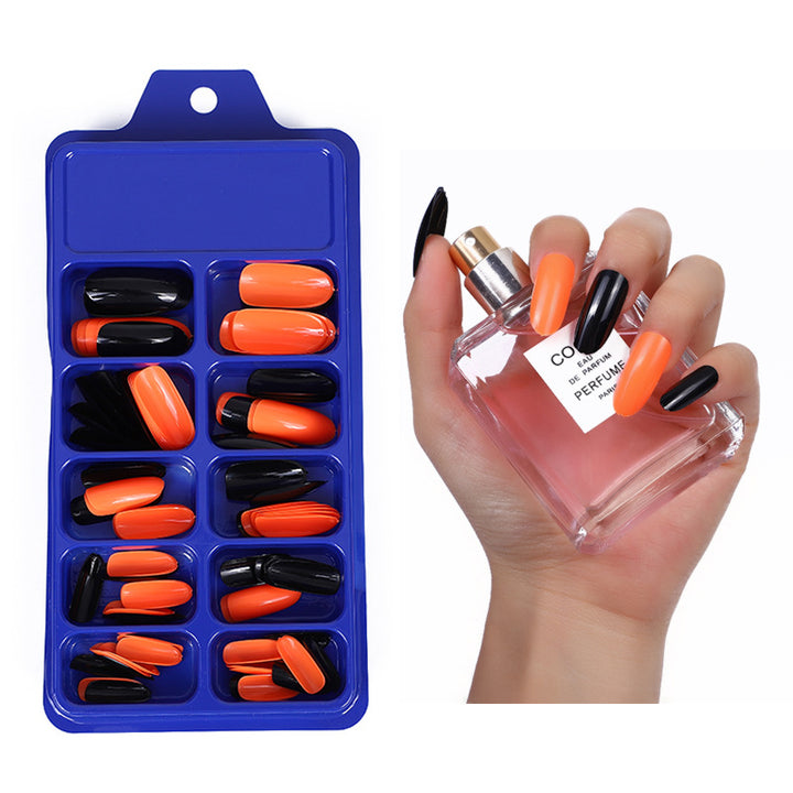 Artificial nails in elegant stiletto style Kalsten