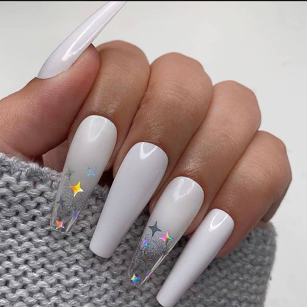 Nail art with heart and lip designs Kalsten