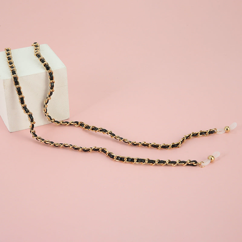 Fashionable Chain Eyewear Holder Kalsten