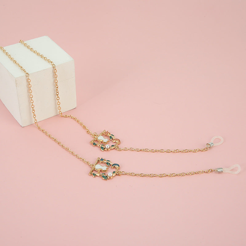 Fashionable Chain Eyewear Holder Kalsten