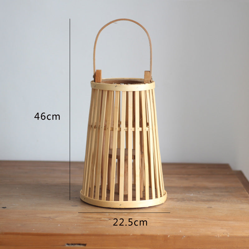 Handcrafted wooden lantern Kalsten