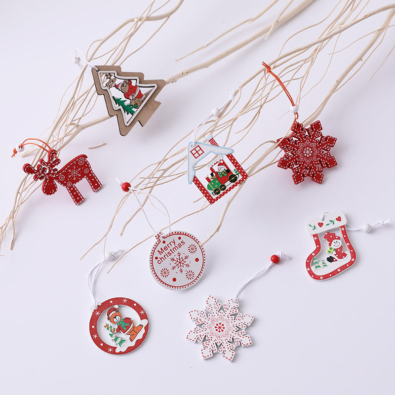 Christmas Themed Decorative Ornament Set