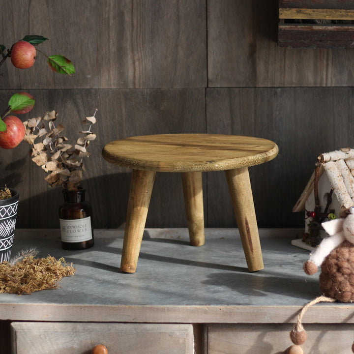 Stylish wooden footstool Kalsten