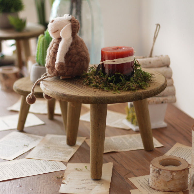 Stylish wooden footstool Kalsten