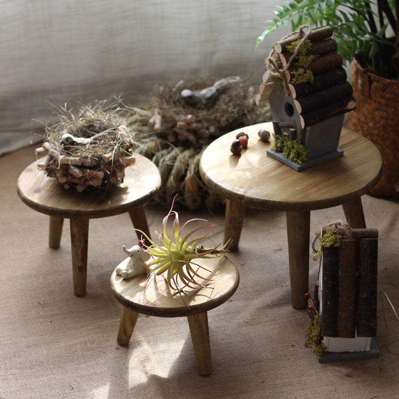 Stylish wooden footstool Kalsten