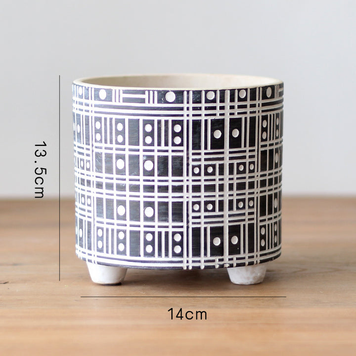 Decorative flower pot with elegant pattern Kalsten