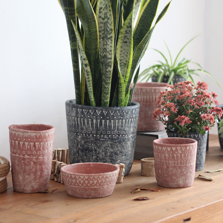 Elegant decorative pot made of high-quality concrete Kalsten