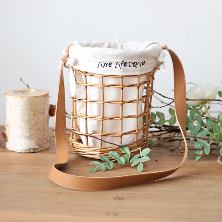 Practical basket with carrying strap Kalsten