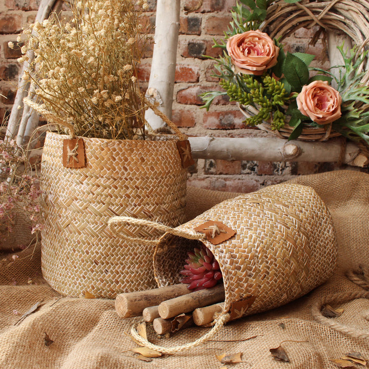 Handcrafted storage basket with natural design Kalsten