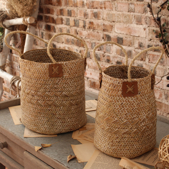Handcrafted storage basket with natural design Kalsten