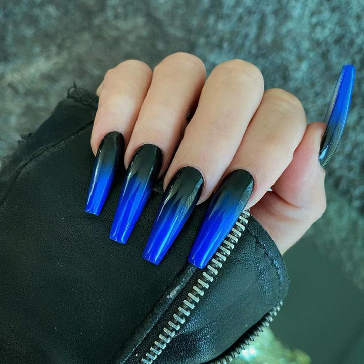 Elegant artificial nails with gradient Kalsten