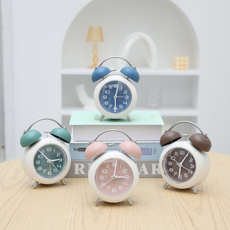 Retro Alarm Clock with Classic Design Kalsten