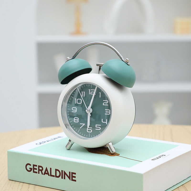 Retro Alarm Clock with Classic Design Kalsten