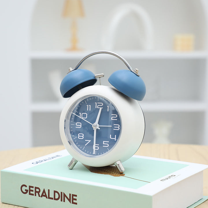 Retro Alarm Clock with Classic Design Kalsten