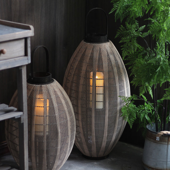 Elegant floor lamp in contemporary style Kalsten