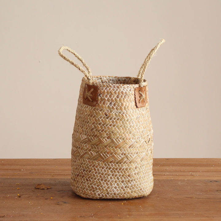 Handcrafted storage basket with natural design Kalsten