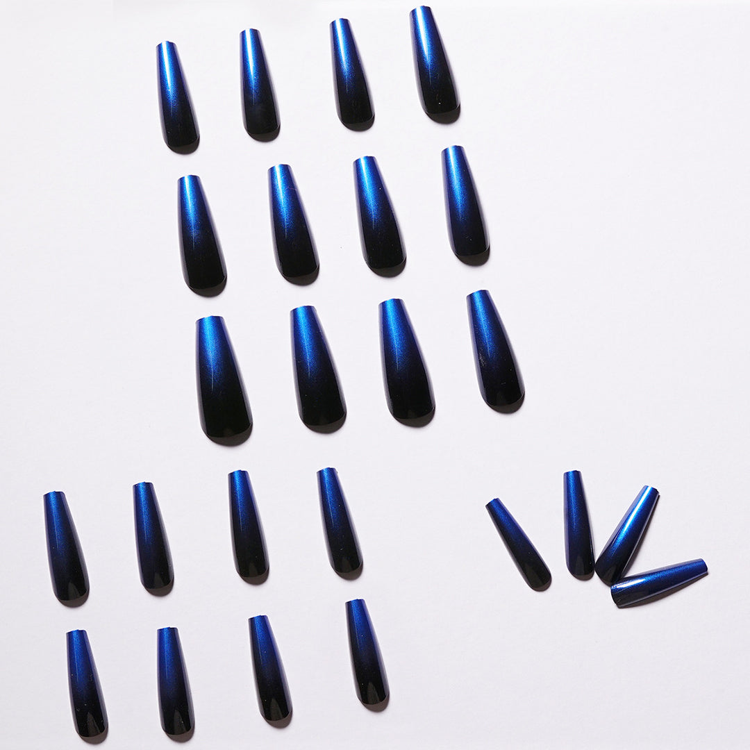 Elegant artificial nails with gradient Kalsten