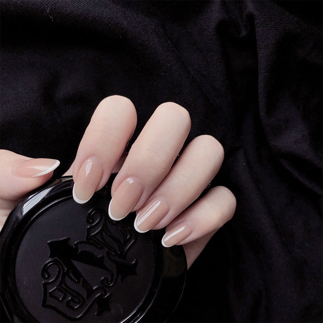 elegant Nail Art with precise French Tip Kalsten