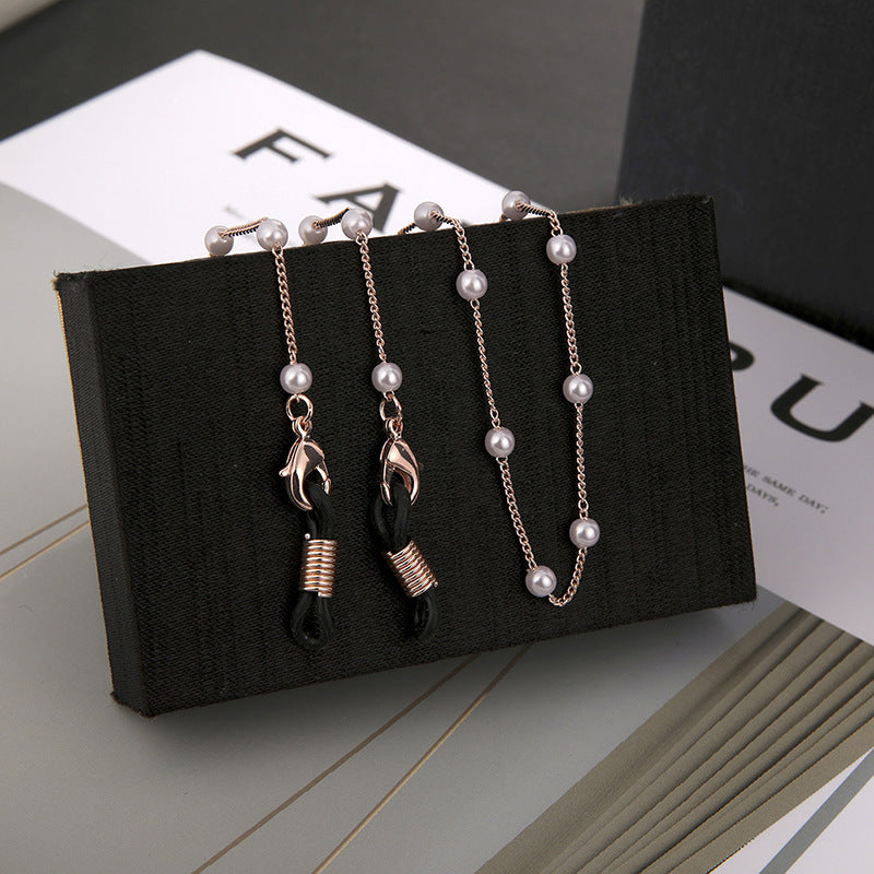 Elegant Pearl Chain Eyewear Holder Kalsten