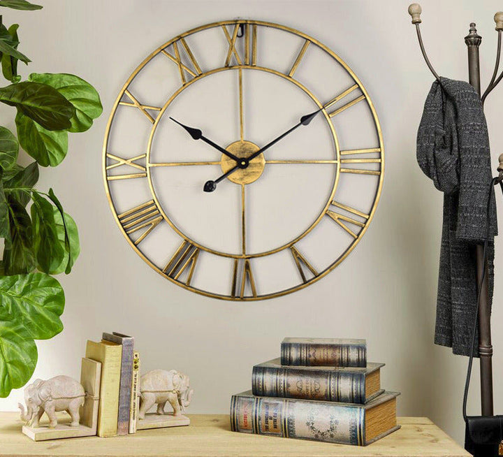 Large Retro Wall Clock made of Iron - Timeless Elegance Noxord