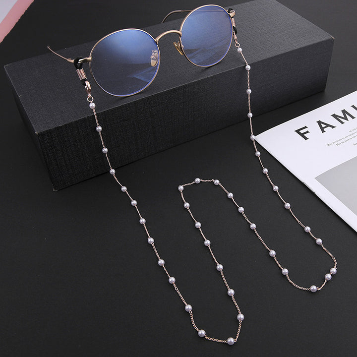 Elegant Pearl Chain Eyewear Holder Kalsten
